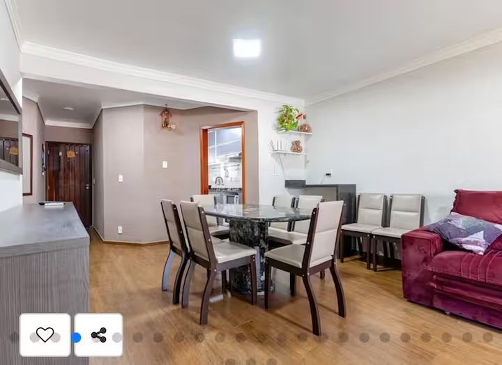 Apartamento com Piscina — Centro — Sala de estar