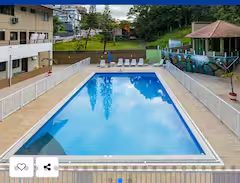 Apartamento com Piscina — Centro — Piscina