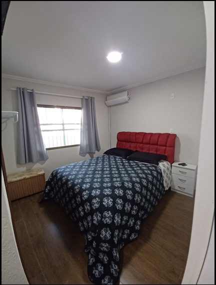 Apartamento com Piscina — Centro — Quarto 3